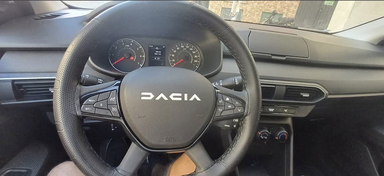 DACIA SANDERO GRIS NARDO  2024  - Photo 4